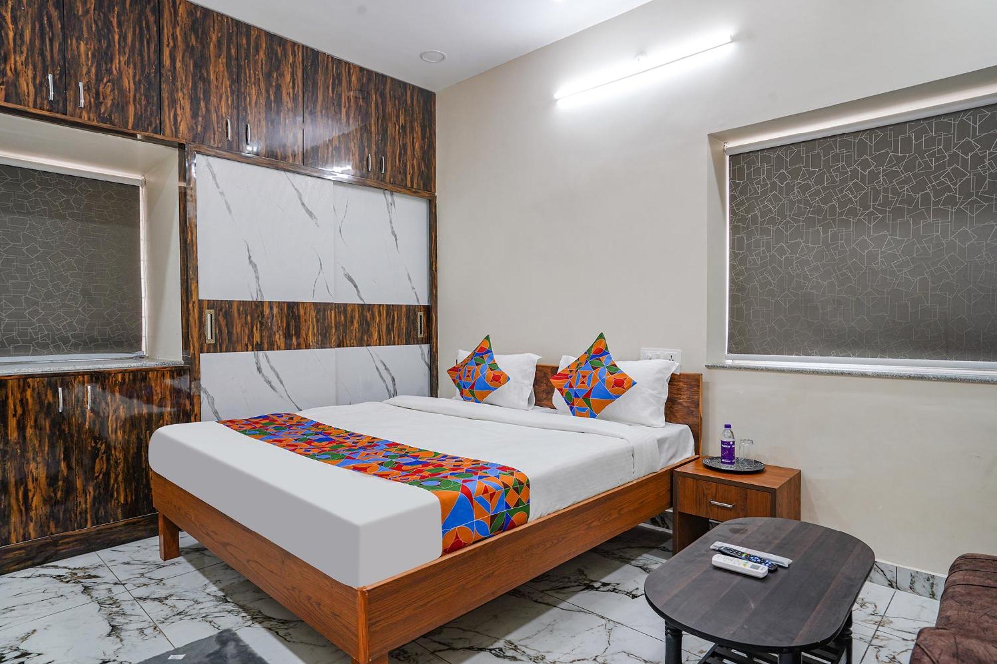 Fabhotel Perams Grand Inn - Hitech City Hyderabad Exterior photo