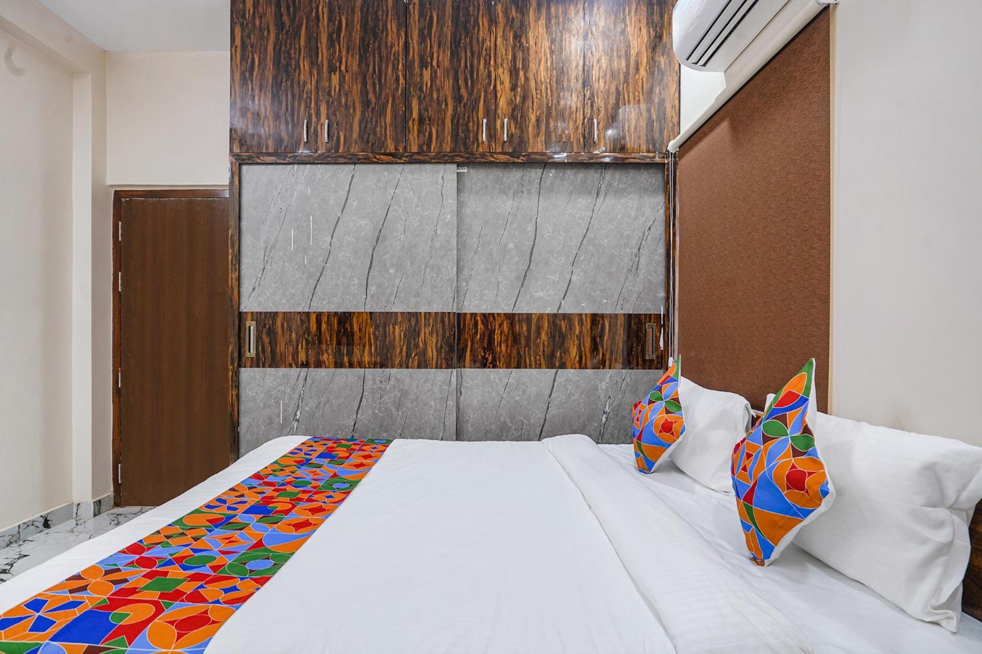 Fabhotel Perams Grand Inn - Hitech City Hyderabad Exterior photo