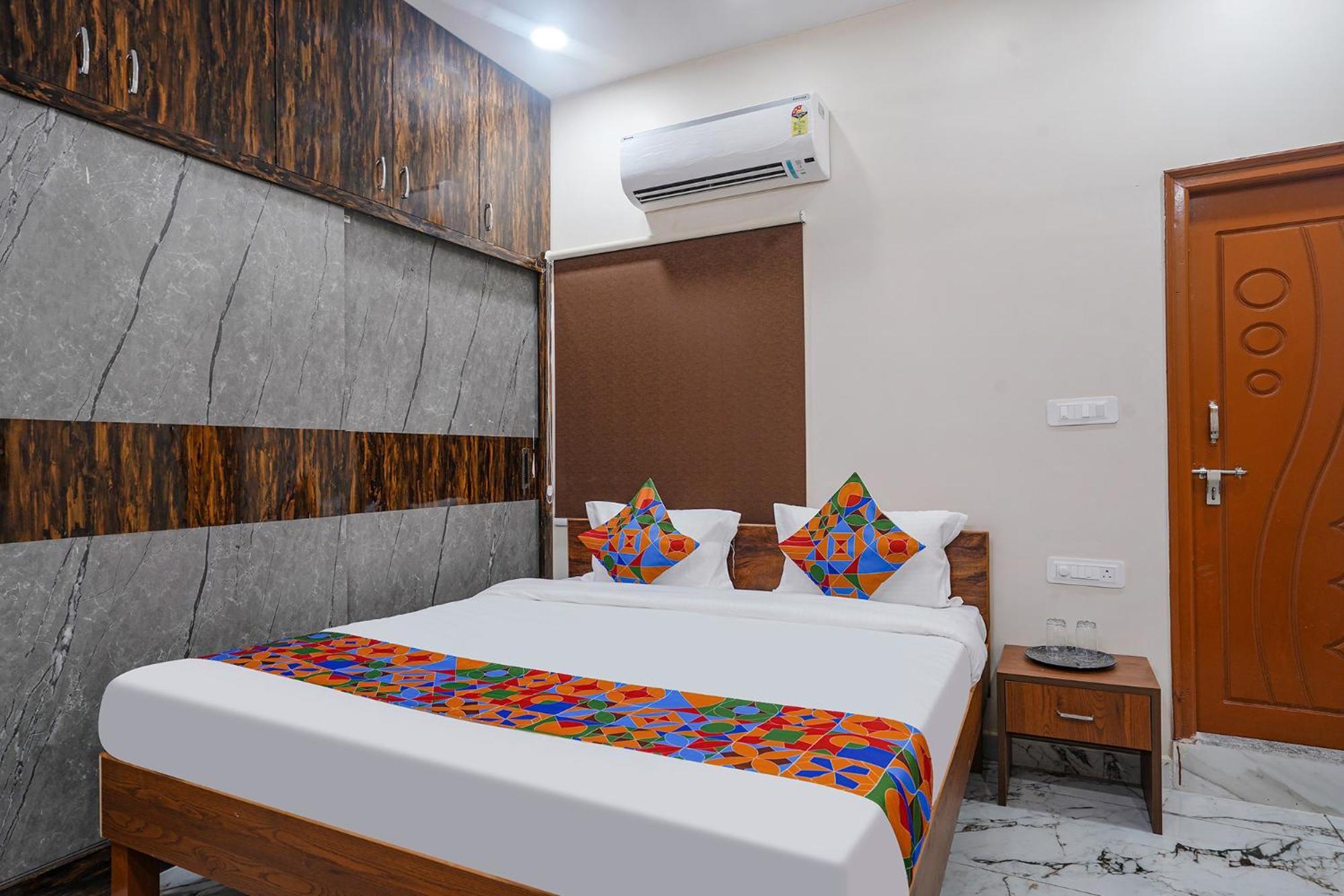 Fabhotel Perams Grand Inn - Hitech City Hyderabad Exterior photo